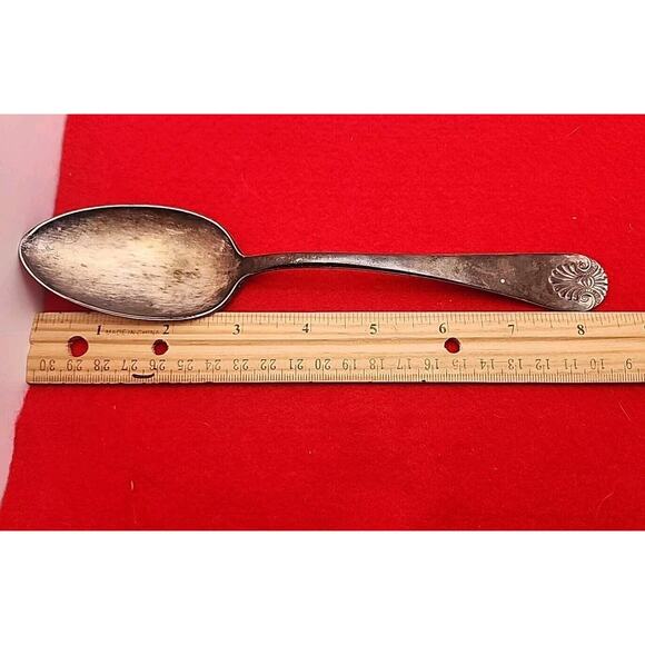 Antique 1889 Towle Mfg Co Shell ll Silverplated Large Tablespoon 8.5" Retired - Picture 2 of 7